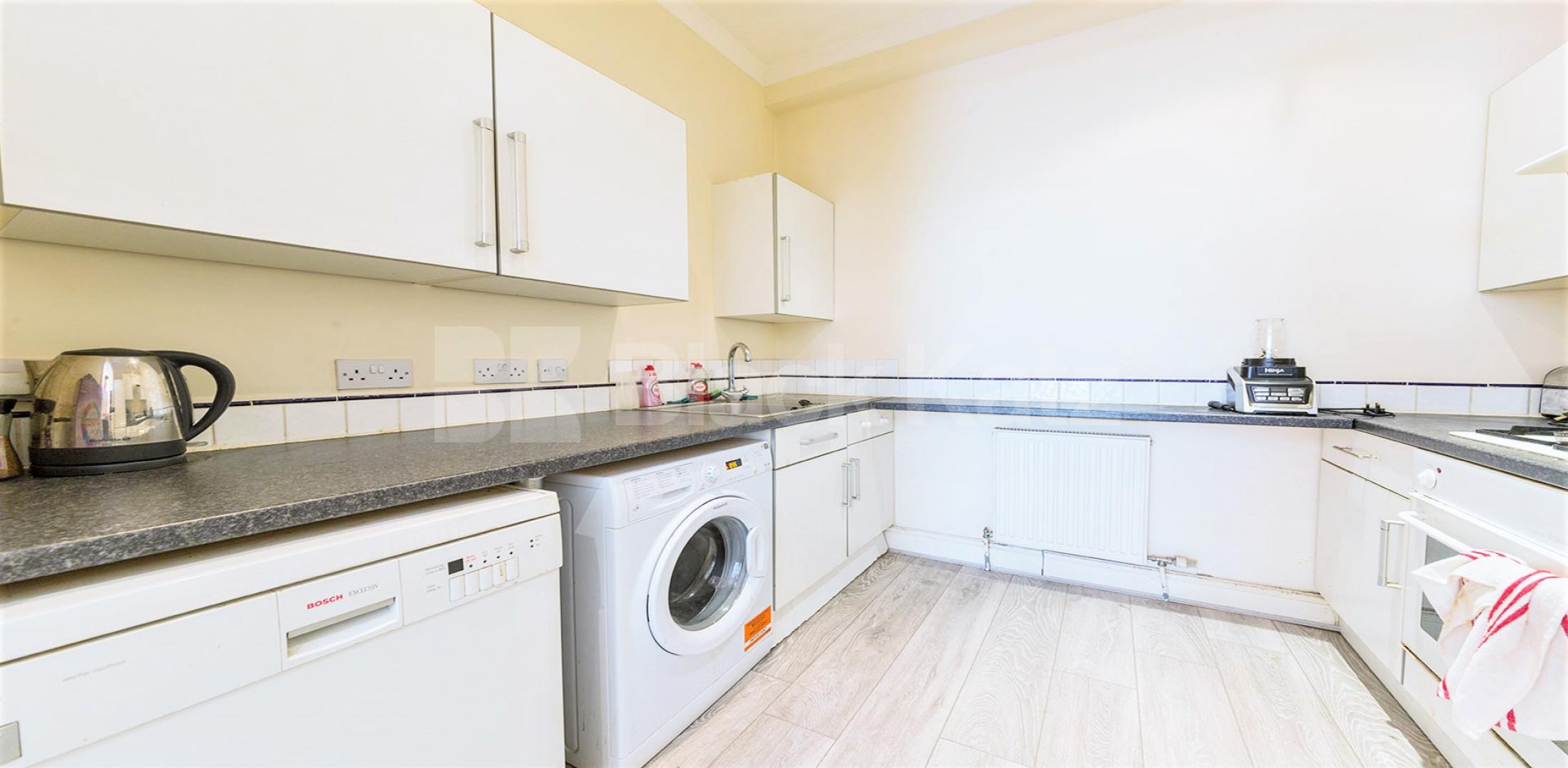 			NEW INSTRUCTION , 2 Bedroom, 1 bath, 1 reception Flat			 Glazbury Road , Barons Court